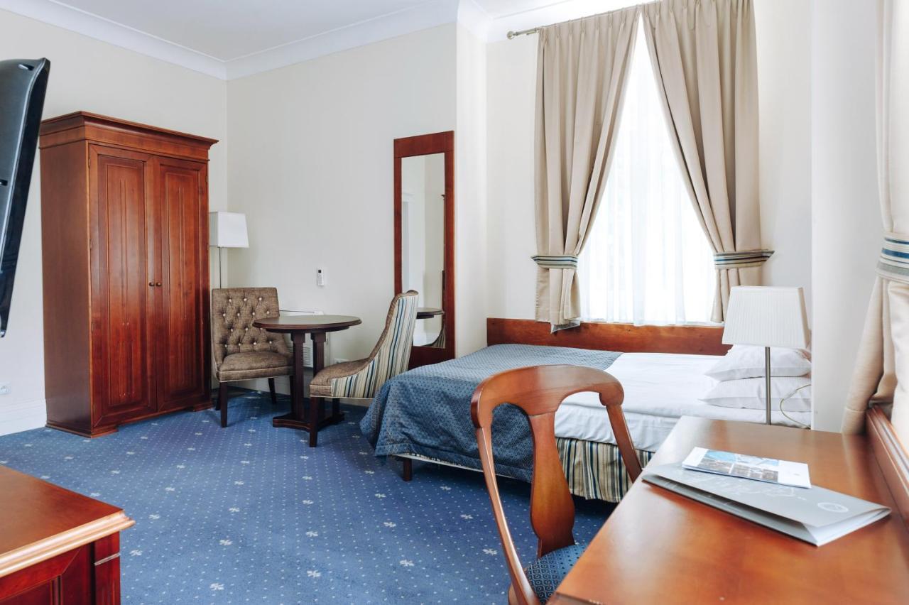 Hotel Palac Romantyczny Turzno Eksteriør bilde
