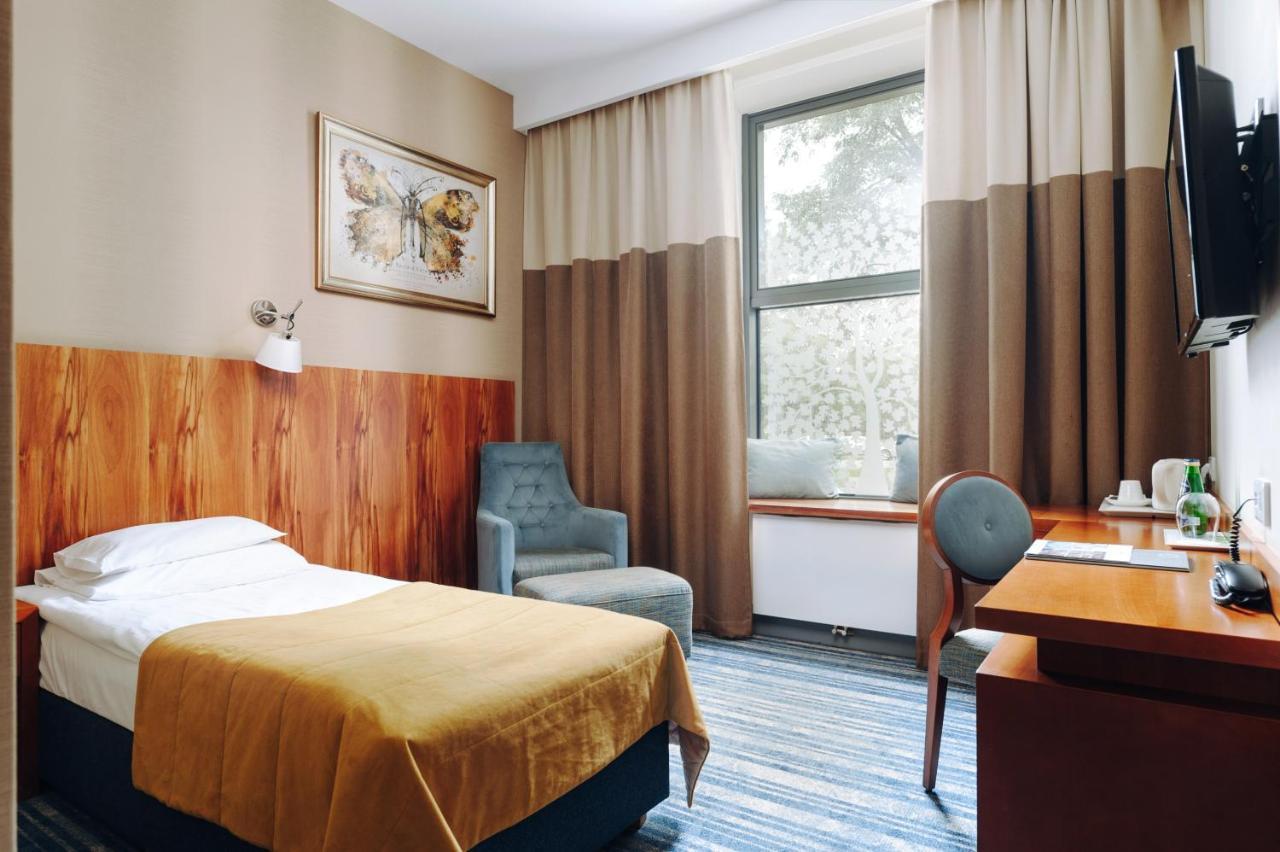 Hotel Palac Romantyczny Turzno Eksteriør bilde