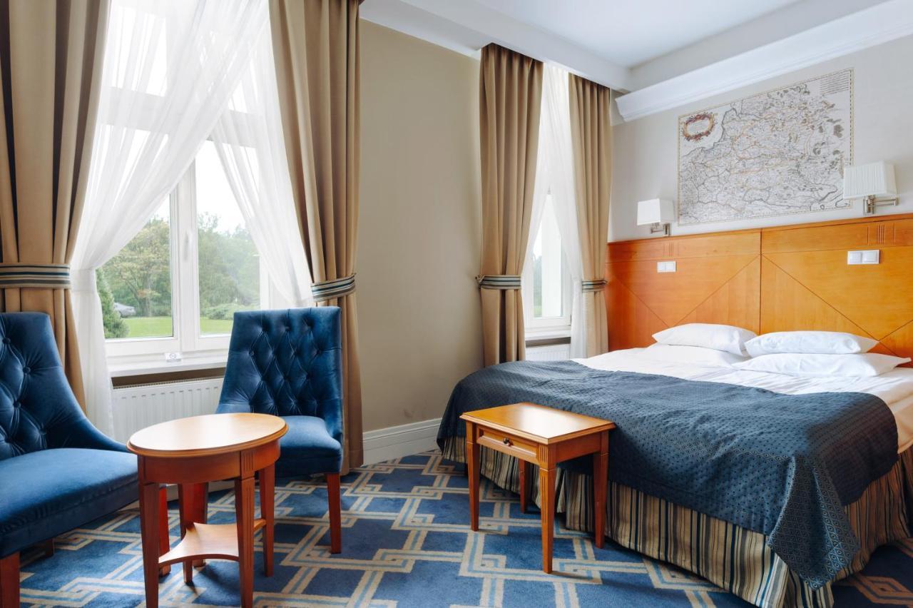 Hotel Palac Romantyczny Turzno Eksteriør bilde