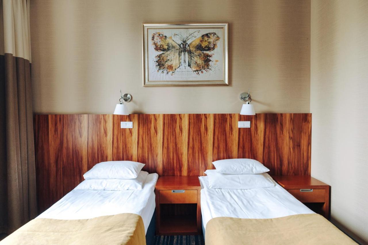 Hotel Palac Romantyczny Turzno Eksteriør bilde