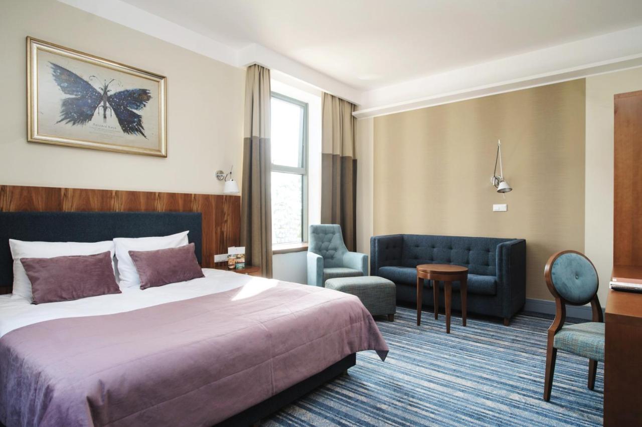Hotel Palac Romantyczny Turzno Eksteriør bilde